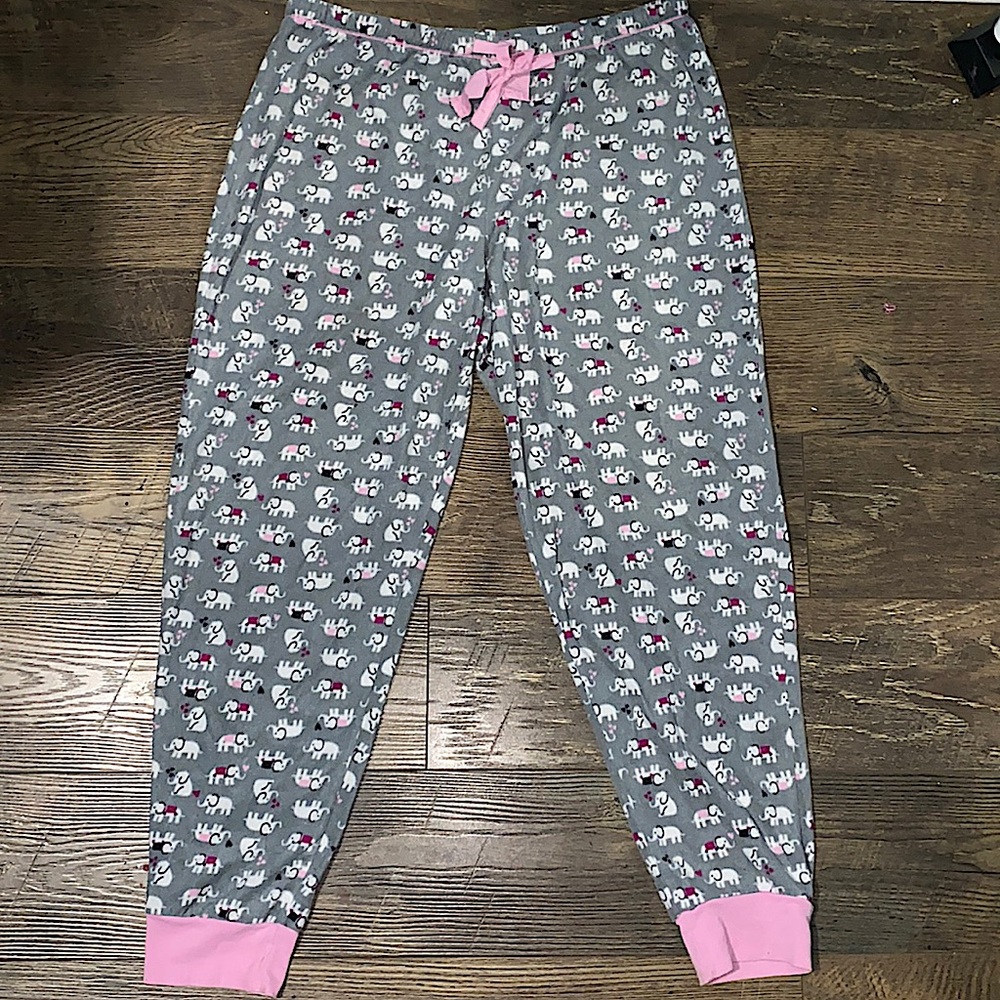 Elephant pyjamas, pink, white and grey